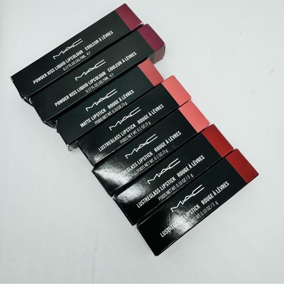 Mac Cosmetics Matte Lipstick Natural Born Leader Muted Berry Brand New in Box - Picture 8 of 11